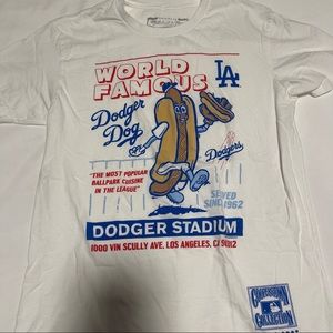 LA Dodger dog t shirt💫